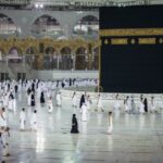 20 Checklist Keperluan Umrah Perempuan, Pastikan Semuanya Ada
